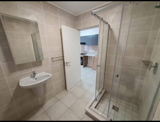 1 BEDROOM PROPERTY TO RENT IN GREENBAY ECO ESTATE